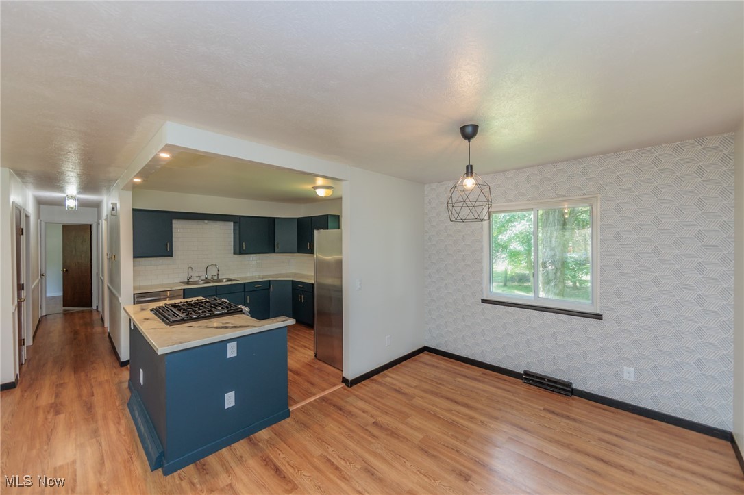 Village Gree - Residential