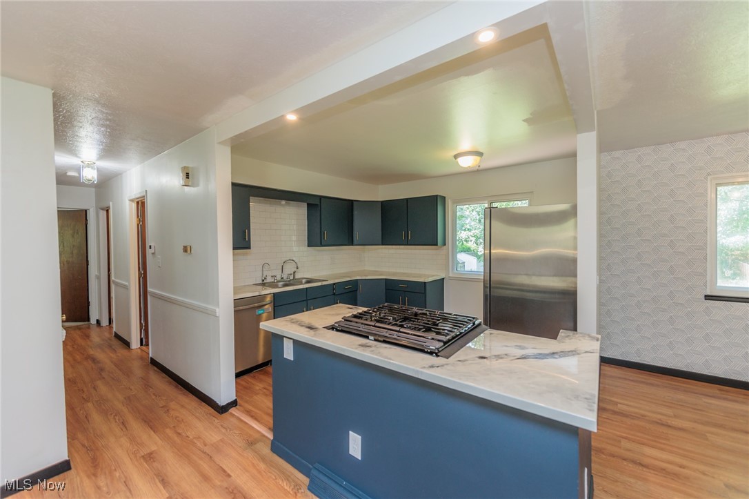 Village Gree - Residential