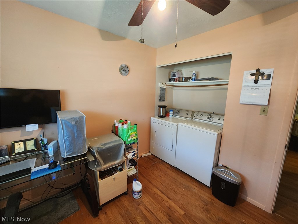 Roseland Country Est - Residential