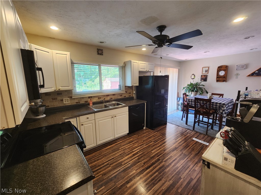 Roseland Country Est - Residential