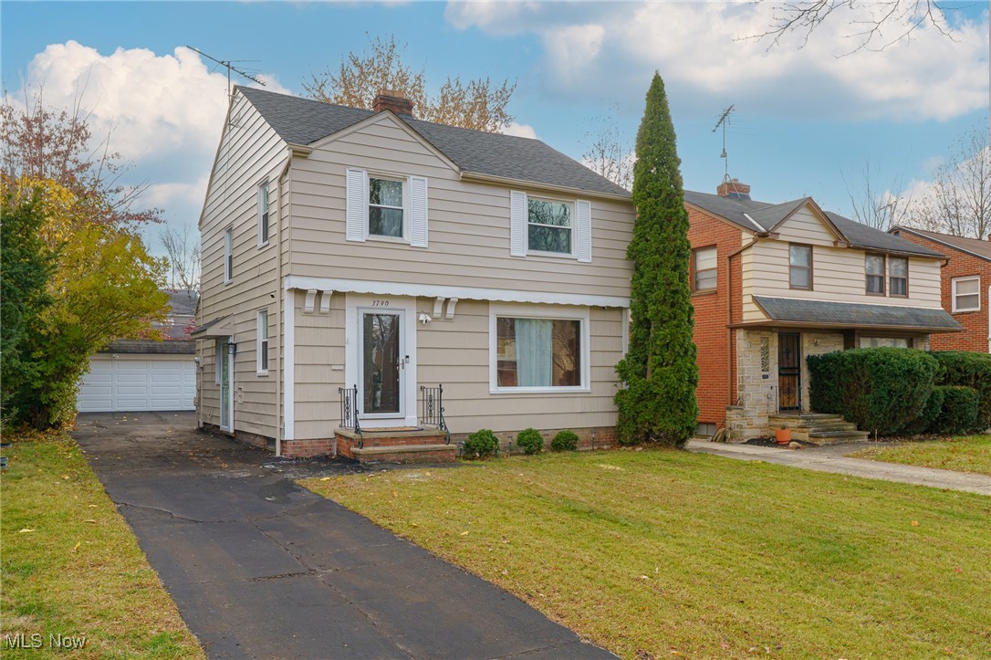 Seltzer Round Companys Montic - Residential