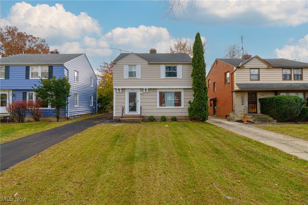 Photo of 3790 Sherwood Road, South Euclid, OH 44121 (MLS # 5175681)