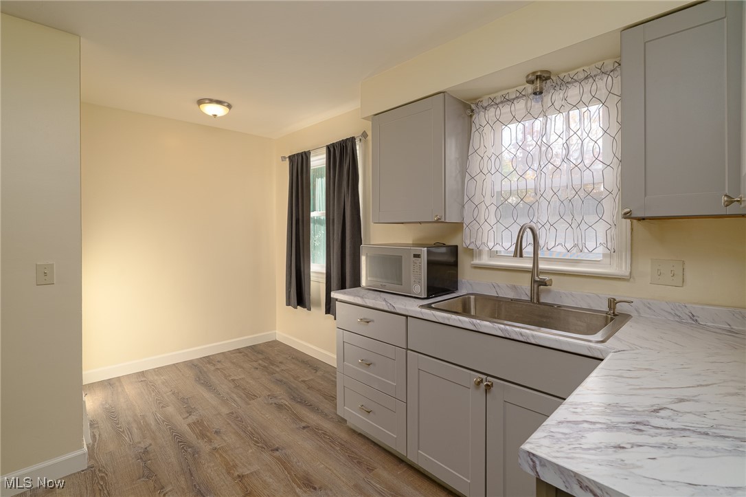 Seltzer Round Companys Montic - Residential