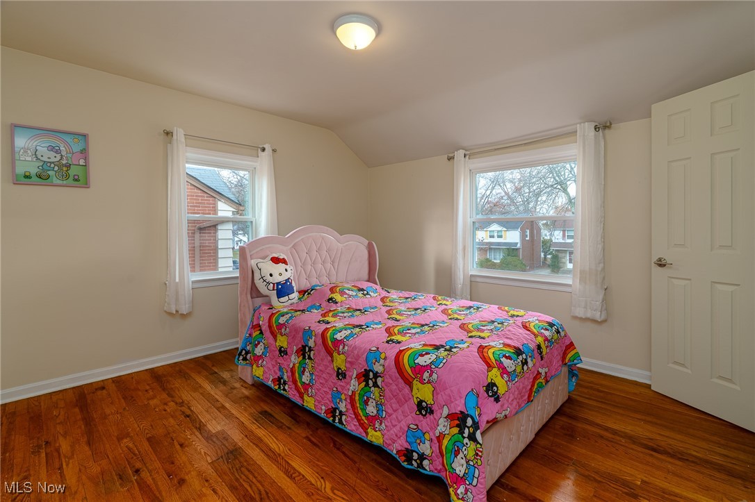 Seltzer Round Companys Montic - Residential