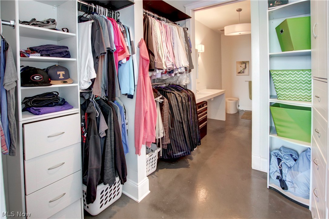 Pinnacle Condo - Residential Lease