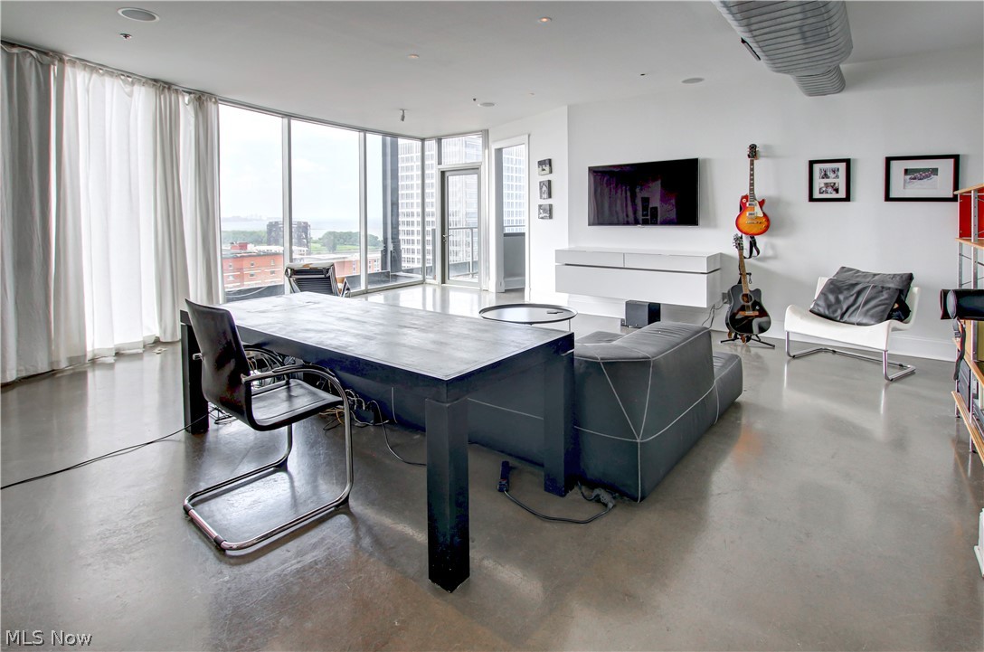 Pinnacle Condo - Residential Lease