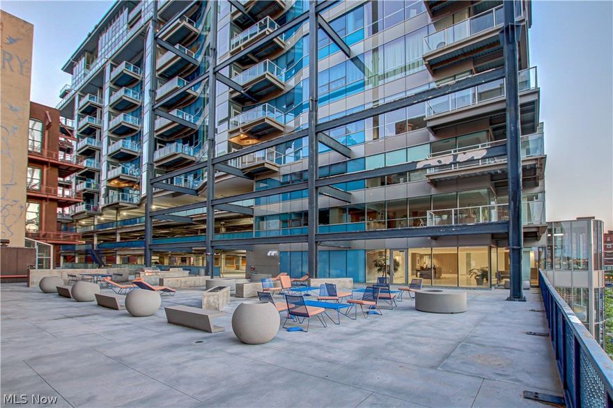 Luxury modern 2-bedroom, 2-bathroom located on the 10th floor of the Pinnacle Condominiums in the Warehouse District. This space offers a beautifully refined custom kitchen with Corian cabinetry and countertops, a full suite of Miele appliances, a large pantry, and full-size in-suite washer / dryer.
The kitchen opens to a large living space with floor-to-ceiling windows with spectacular views of the western, southern, and northern exposure. Two large bedrooms boast custom in-suite bathrooms and large closets.
Contemporary elegance abounds through the finer details of the apartment, including custom interior doors and woodwork, polished concrete floors, and custom lighting. Other amenities include attached indoor parking, a private terrace, a roof-top garden, a state-of-the-art fitness center, sauna, round-the-clock concierge and security, keyless entry, and a dog park.