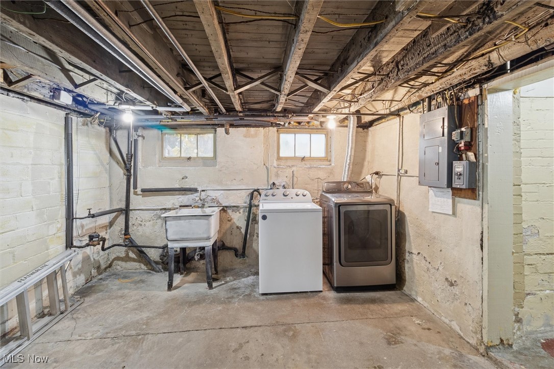 E Greggs - Residential