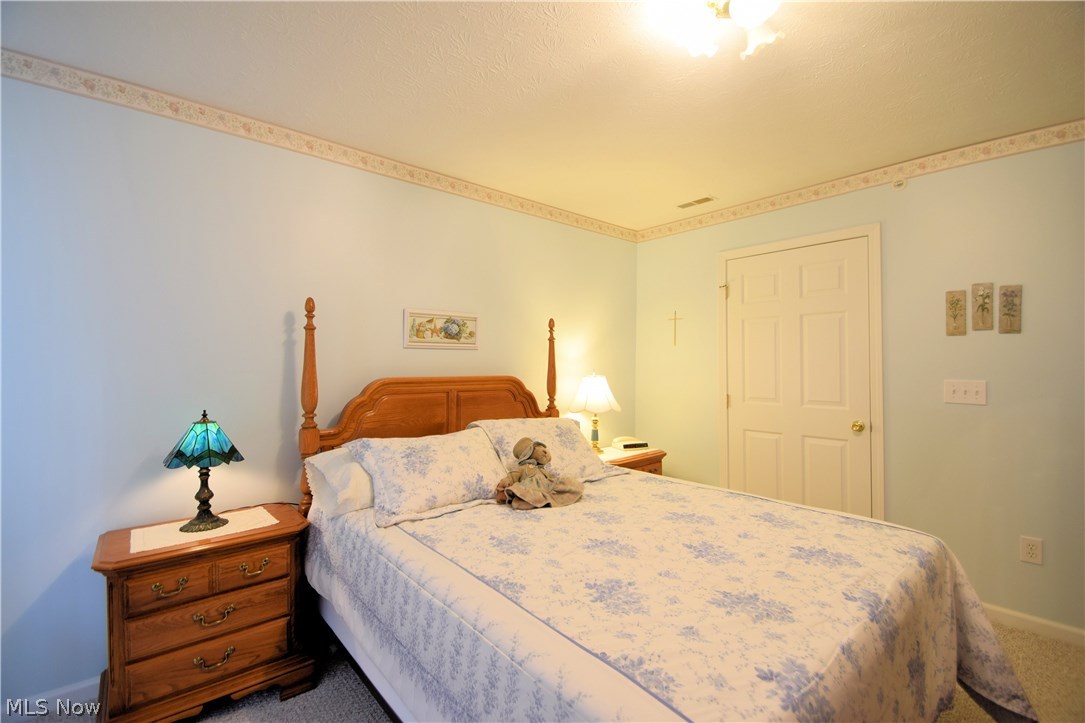 Lenox Crk Condo Ph 02 - Residential