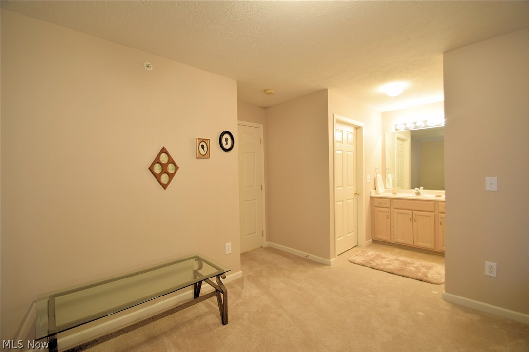 Lenox Crk Condo Ph 02 - Residential