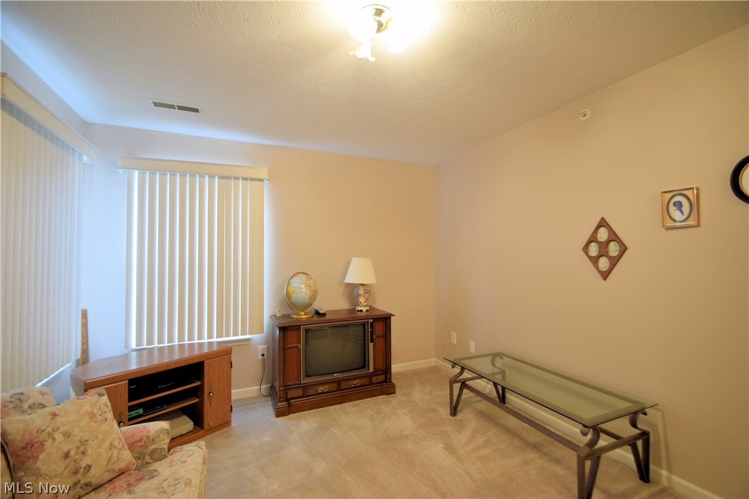 Lenox Crk Condo Ph 02 - Residential