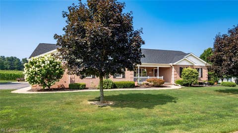 Homes For Sale - 3660 Michelle Lane<br/> Zanesville, OH 43701
