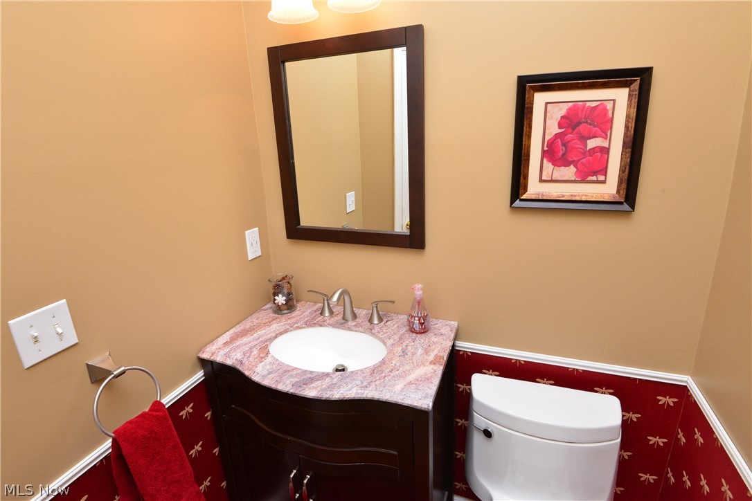 Falls Pointe - Residential