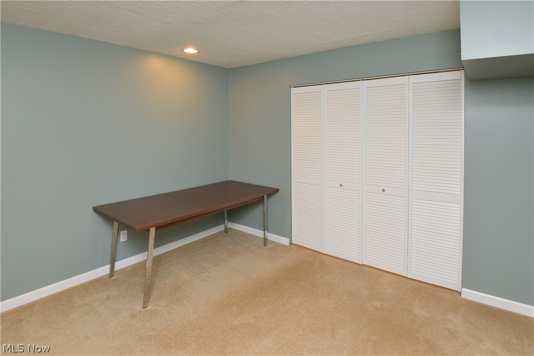 Falls Pointe - Residential