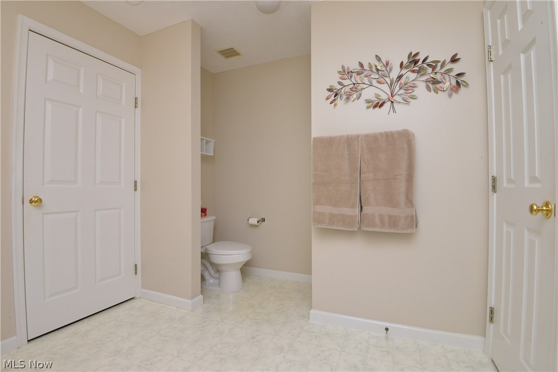 Falls Pointe - Residential