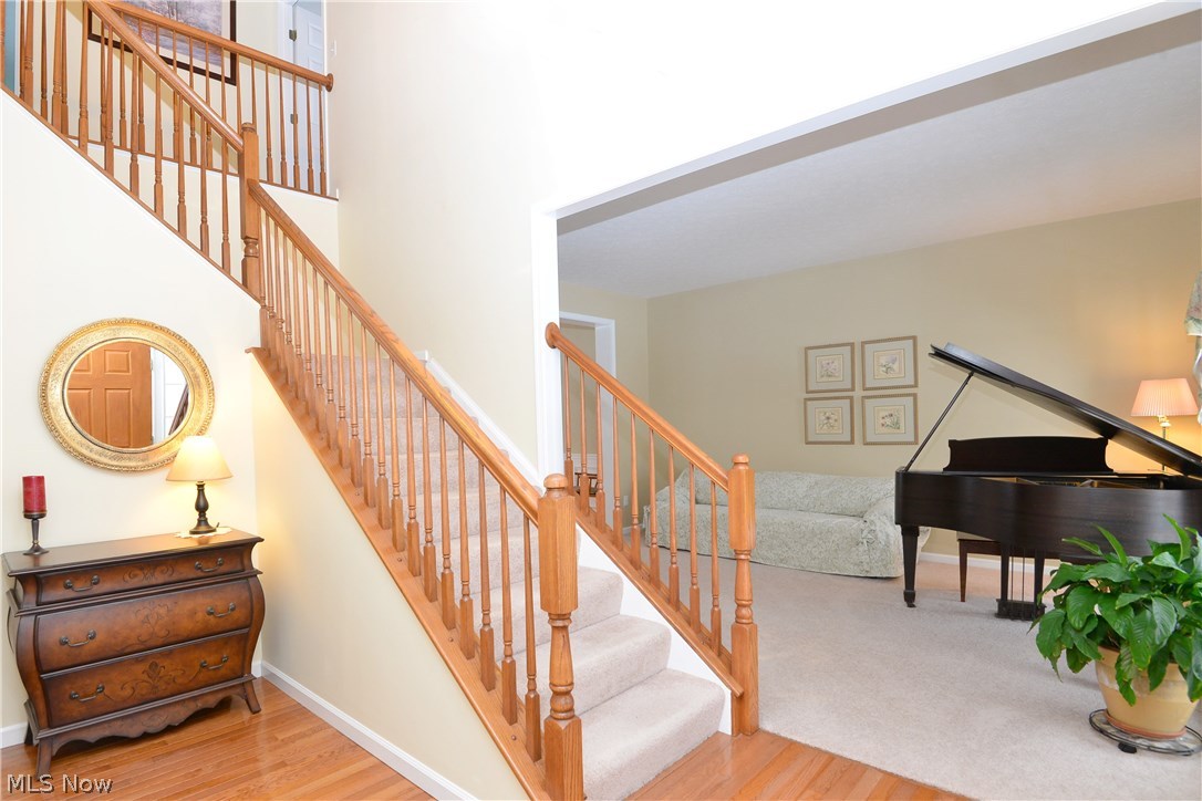 Falls Pointe - Residential