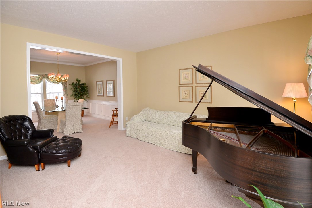 Falls Pointe - Residential