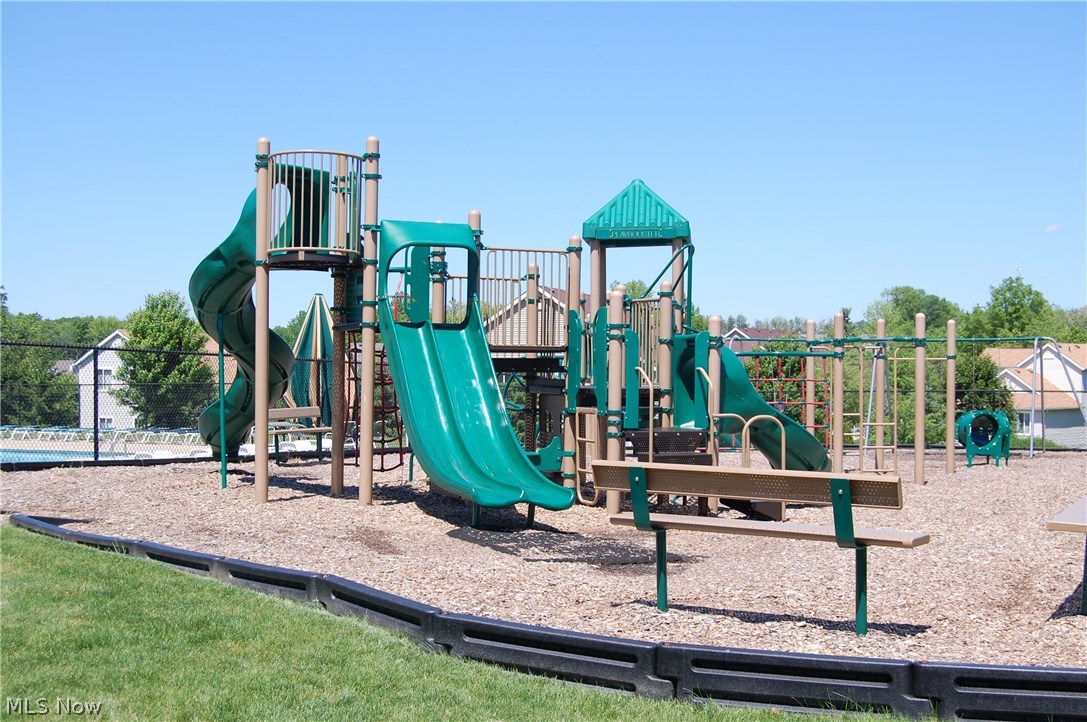 Royal Clusters At Kingsbury Trace - Residential