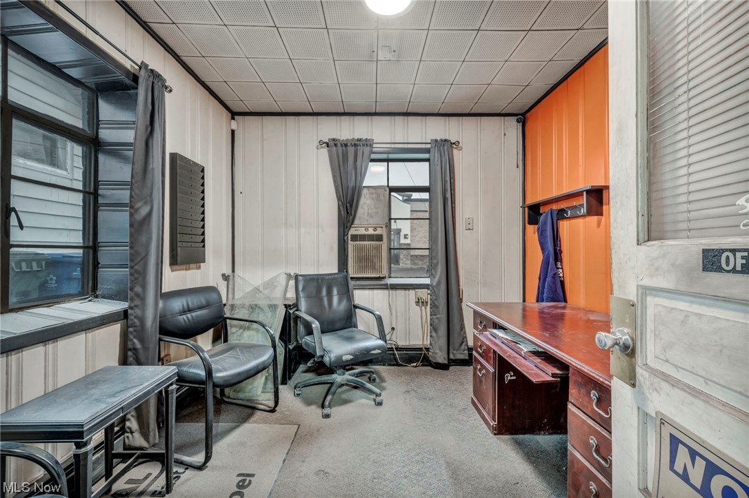 Dover - Commercial Sale