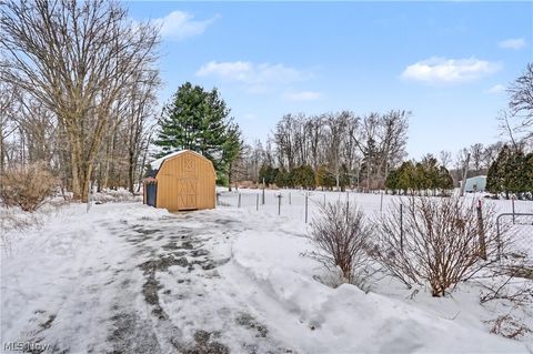 Tiny photo for 717 Calla Road E, Poland, OH 44514 (MLS # 5186210)