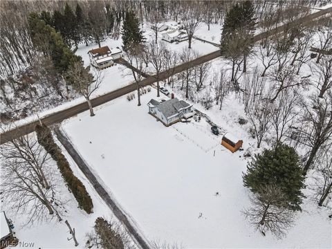 Tiny photo for 717 Calla Road E, Poland, OH 44514 (MLS # 5186210)