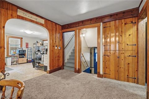 Tiny photo for 717 Calla Road E, Poland, OH 44514 (MLS # 5186210)