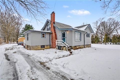Tiny photo for 717 Calla Road E, Poland, OH 44514 (MLS # 5186210)