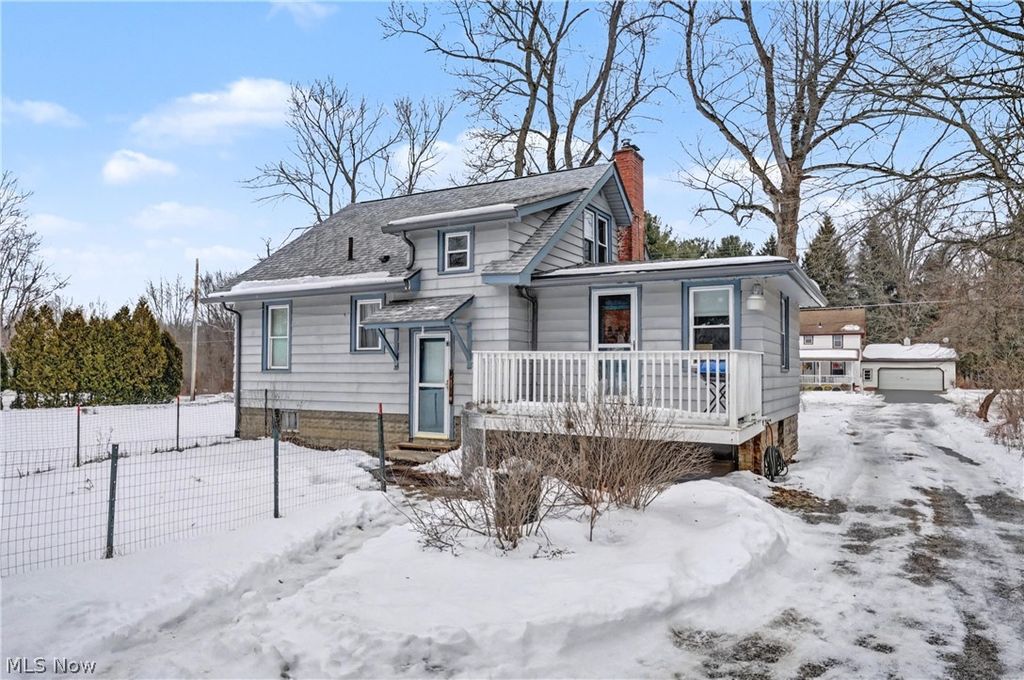 Photo of 717 Calla Road E, Poland, OH 44514 (MLS # 5186210)