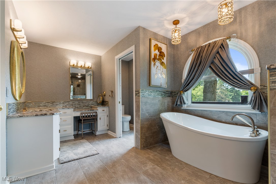 Glenmoor Estates - Residential