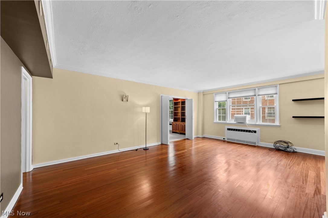 19015 Van Aken Boulevard 311