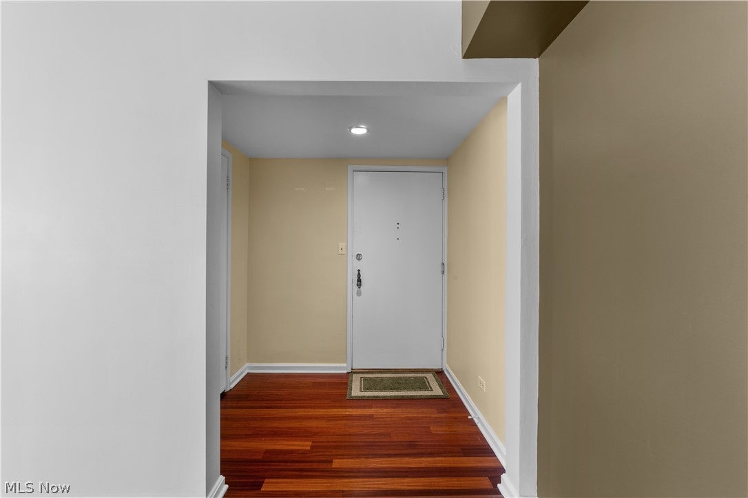 19015 Van Aken Boulevard 311