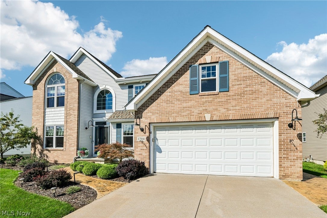 1704 W Ash Drive