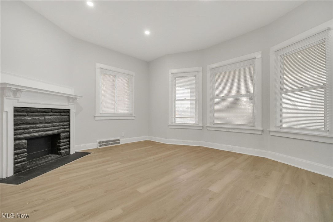 419 E 112th Street, Cleveland, Ohio image 7