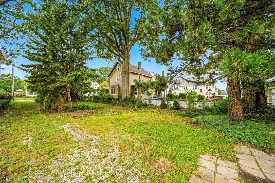 2137 Brown Road