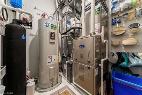 Tiny photo for 7311 Catlin Court, Cleveland, OH 44102 (MLS # 5190190)