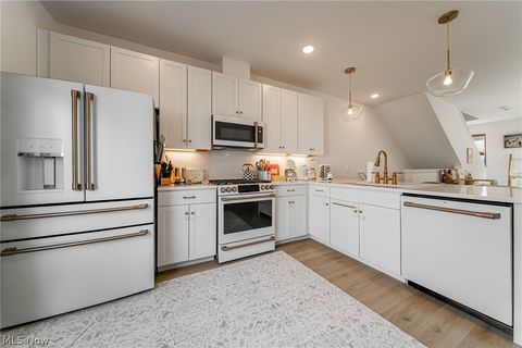 Tiny photo for 7311 Catlin Court, Cleveland, OH 44102 (MLS # 5190190)