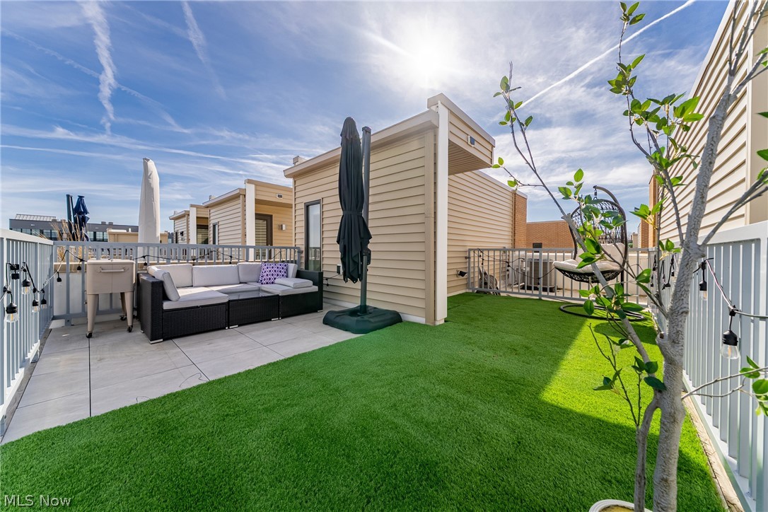 Battery Park Place Twnhms Condo - Residential