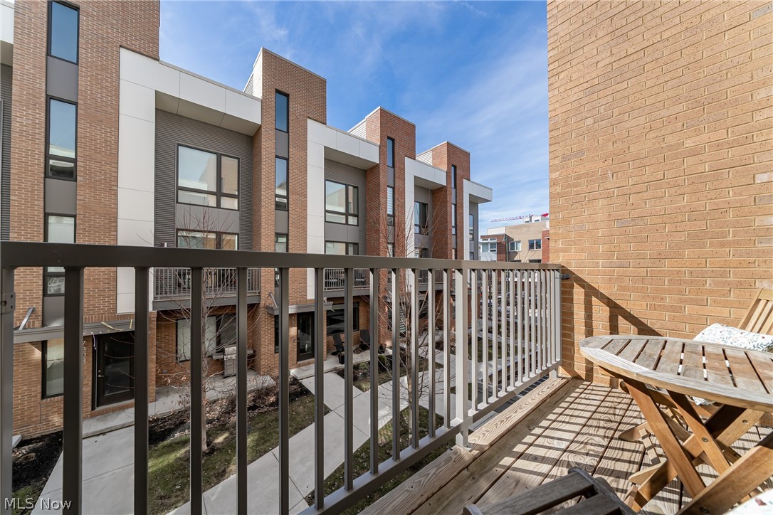 Battery Park Place Twnhms Condo - Residential