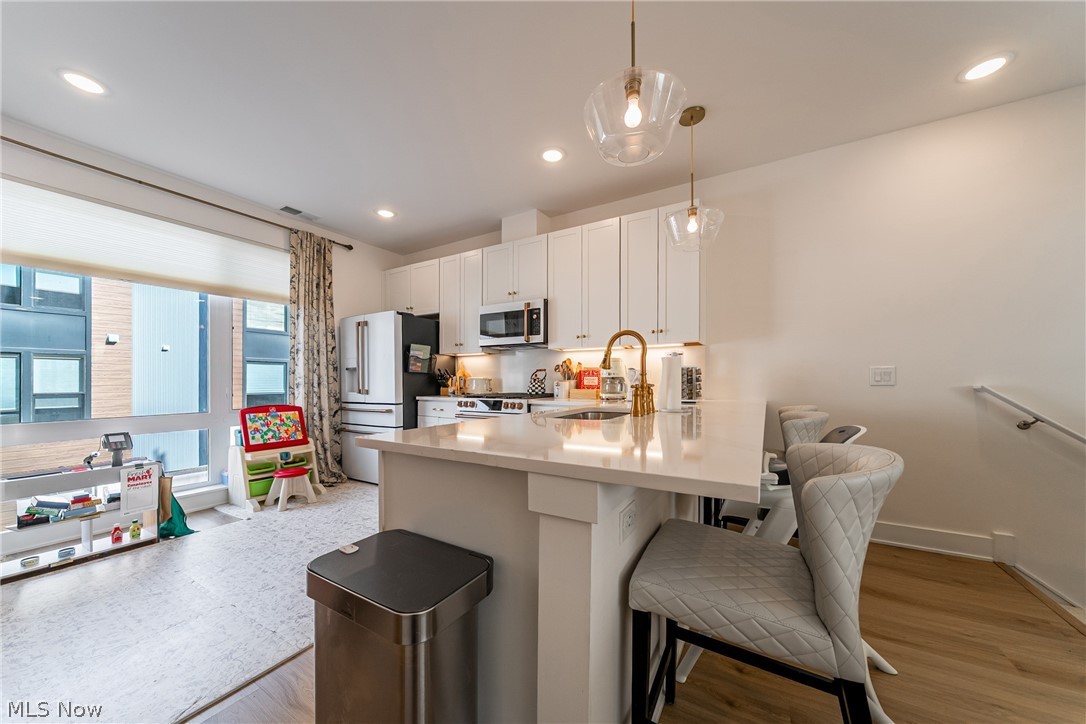 Battery Park Place Twnhms Condo - Residential