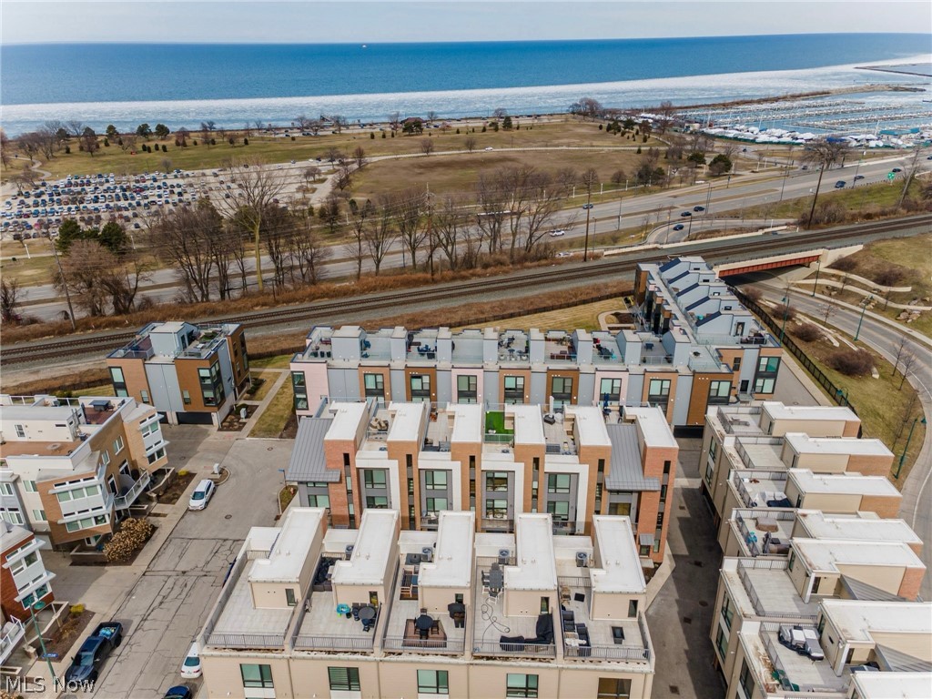 Battery Park Place Twnhms Condo - Residential