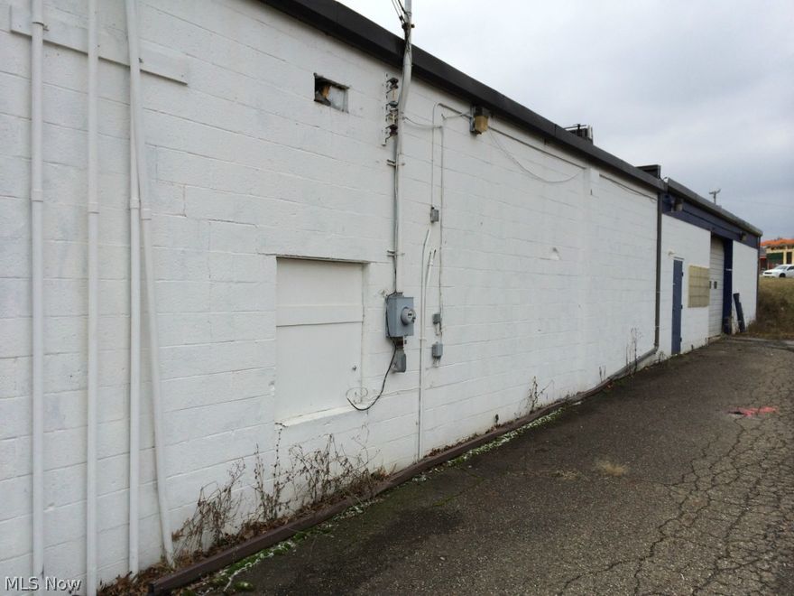 Public Auction Sunday 9/27/2015 at 1PM Attn:CAR  Dealership owners Drive-thru operators developers investors and owner occupants. Hig traffic location on 1.126 acer site. Three parcels sold together. PRCEL # 4309266 & 4303590 are zoned B-2 COMMERCIAL parcel # 4304170 is zoned B-1 Office retail. 254.16+feet of frontage on Lincoln Way E Phase II environmental study and survey are available for review. Advertising billboard income is $191.33+ per month.  Listing Agent/Auctioneer is related to the owner.