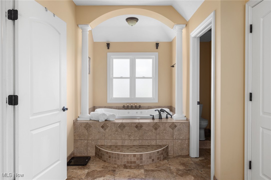 5495 Hedgebrook Drive, North Royalton, Ohio image 26