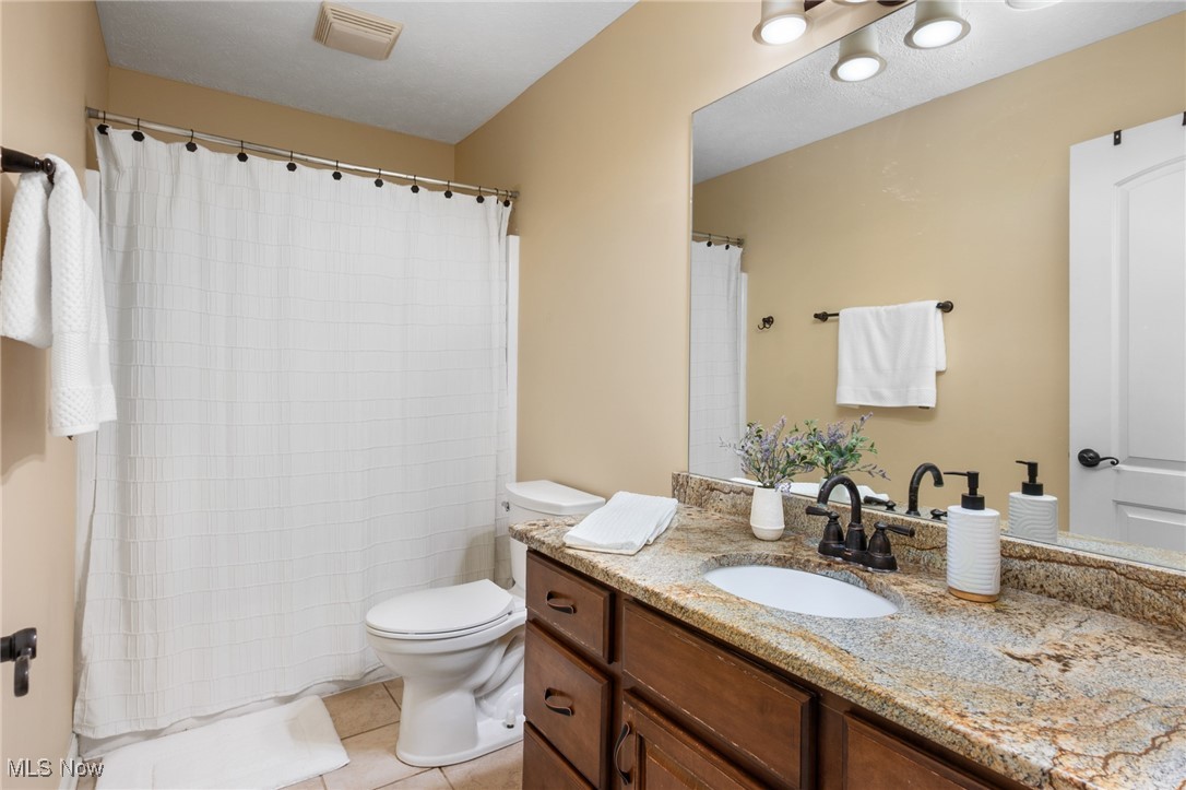 5495 Hedgebrook Drive, North Royalton, Ohio image 35