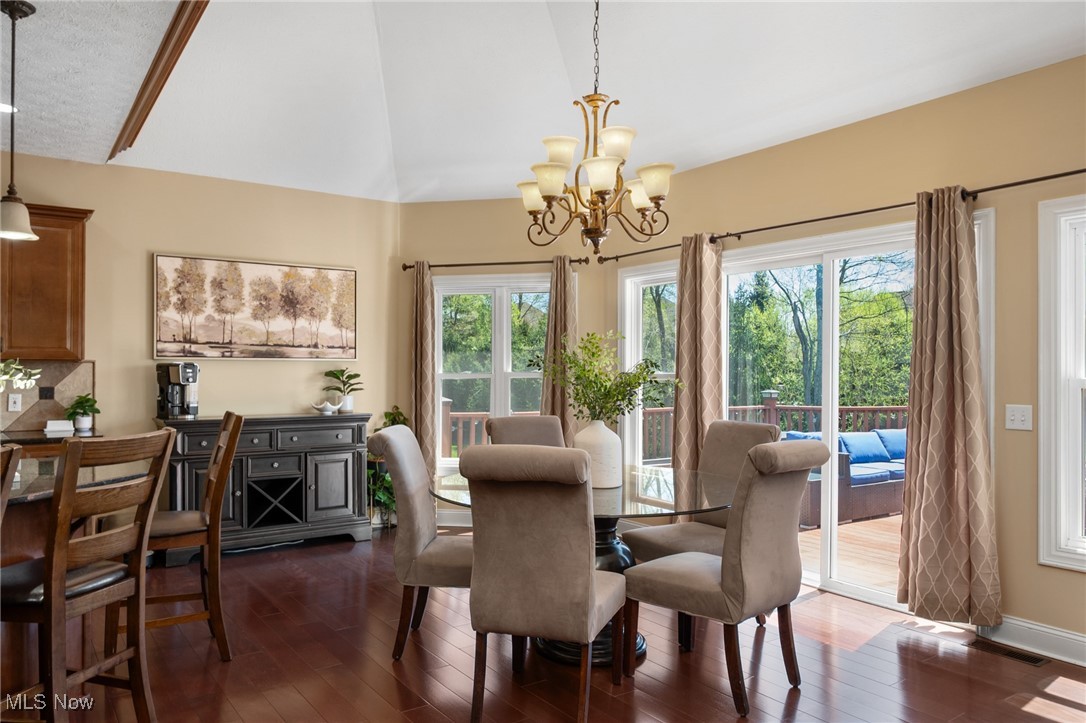 5495 Hedgebrook Drive, North Royalton, Ohio image 13