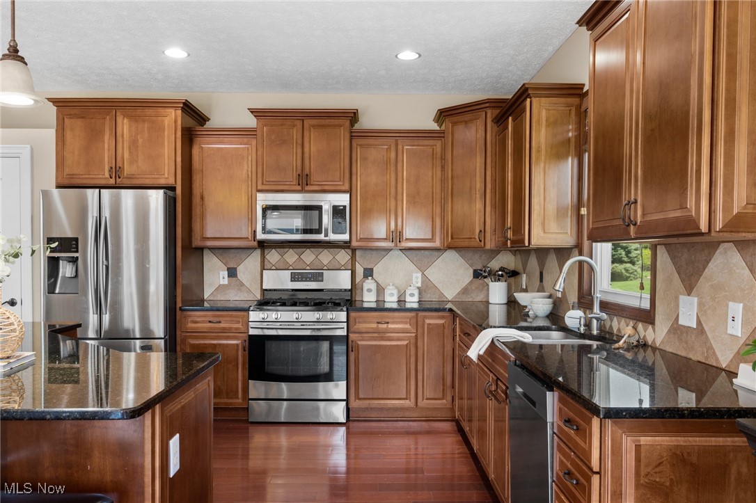 5495 Hedgebrook Drive, North Royalton, Ohio image 15