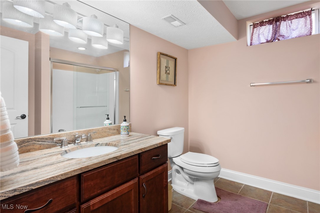 5495 Hedgebrook Drive, North Royalton, Ohio image 41