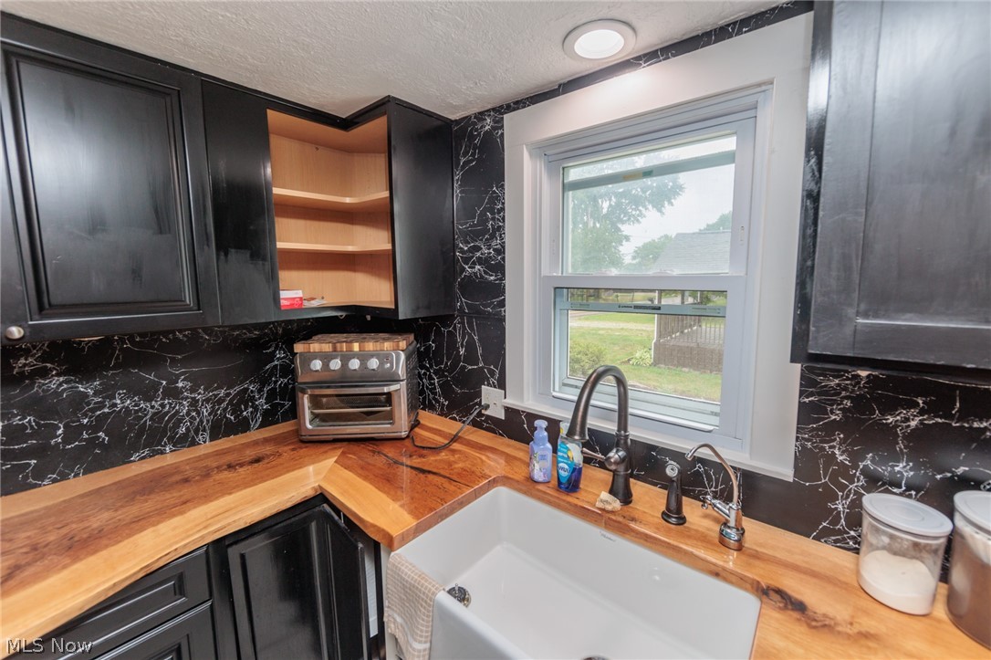Village/Hartville - Residential