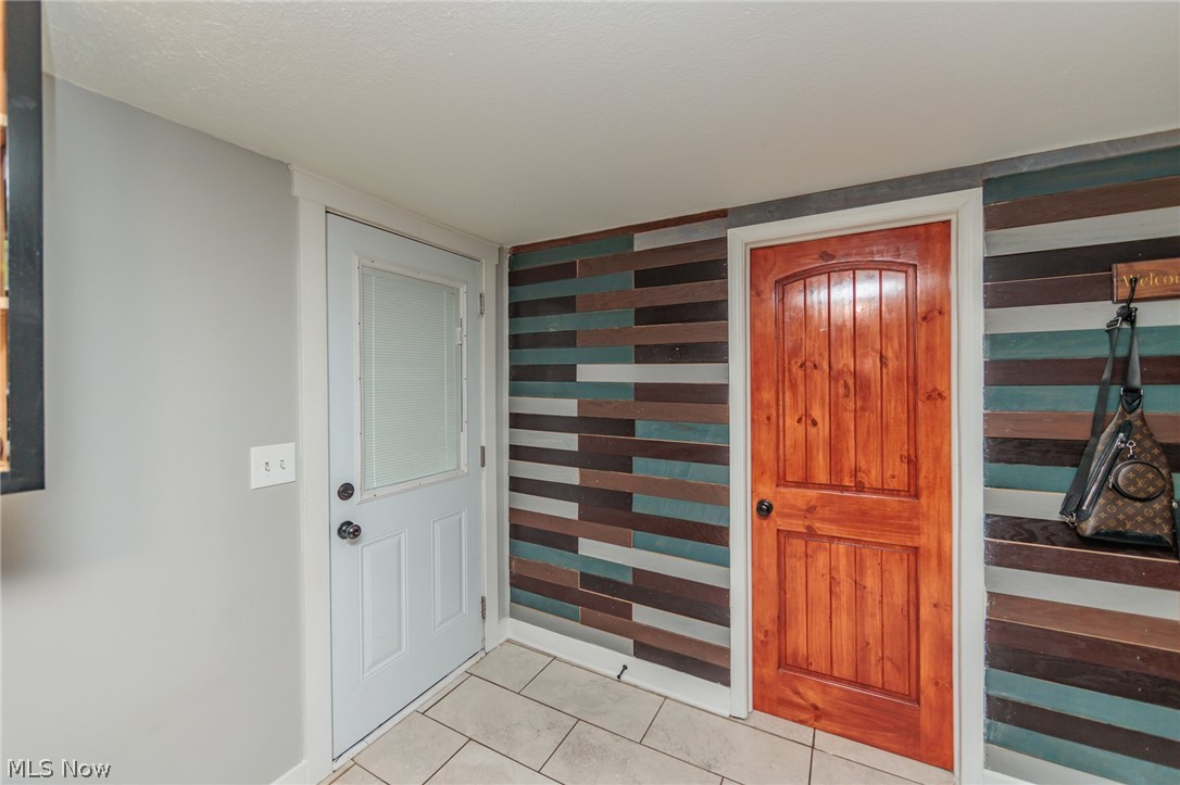 Village/Hartville - Residential