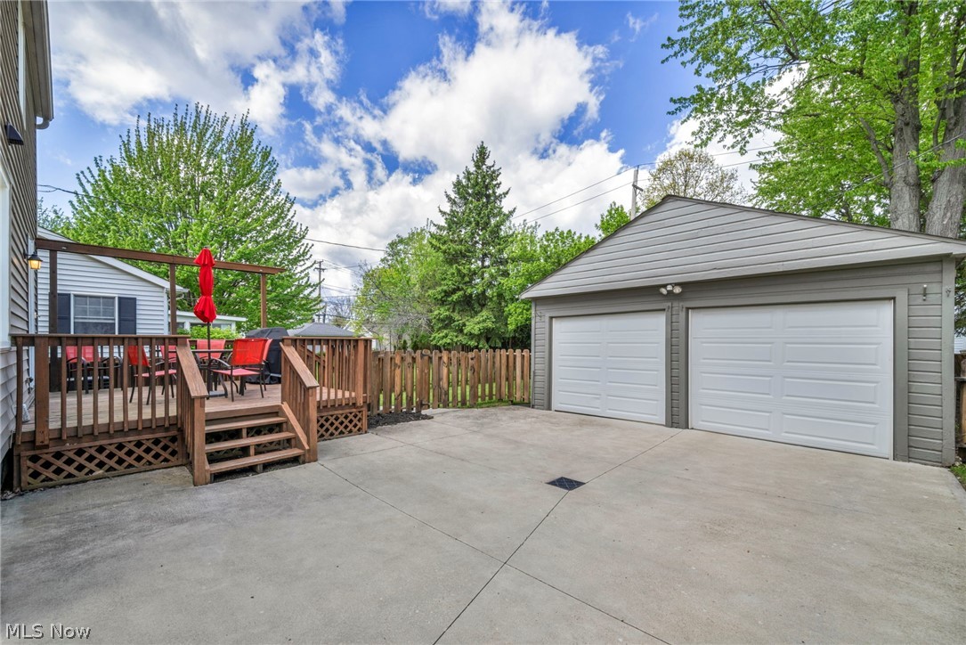 Lorain Woods - Residential