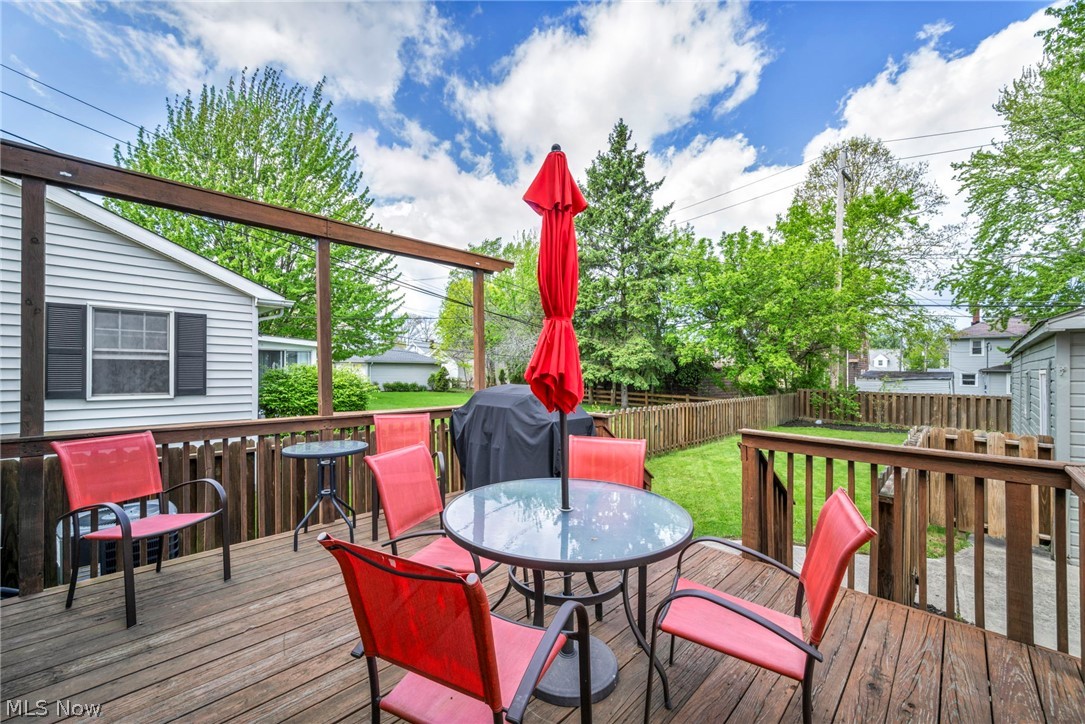 Lorain Woods - Residential